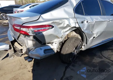 2018 Toyota Camry Se z USA, uszkodzony, nr VIN 4T1B11HK2JU524239